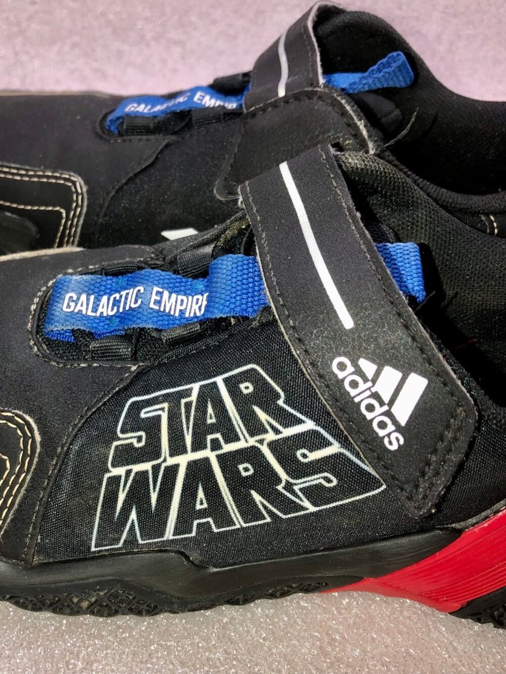 Adidas Disney Star Wars 4UTURE Runner Unisex Shoes Youth size 3